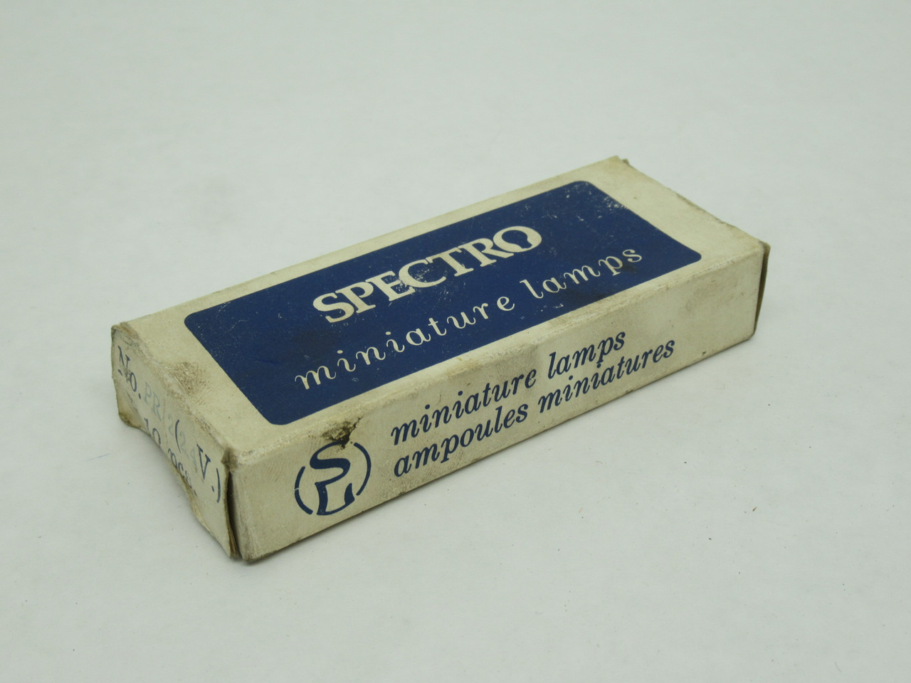 Spectro PR-2 Miniature Incandescent Bulb 2.4V 0.5A Lot of 6 SHELF WEAR NEW