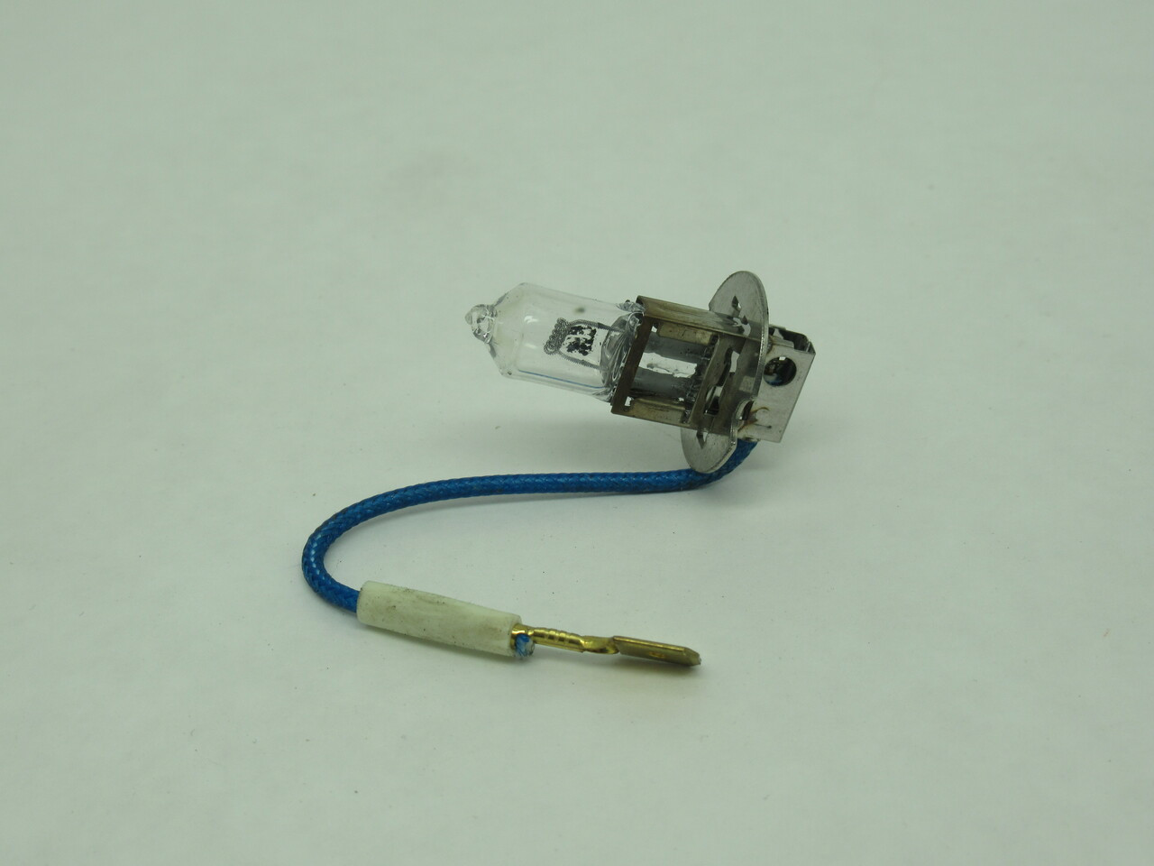 CEC H370W/24V Halogen Bulb 24V 70W H3 PK22s BOX DAMAGE NEW