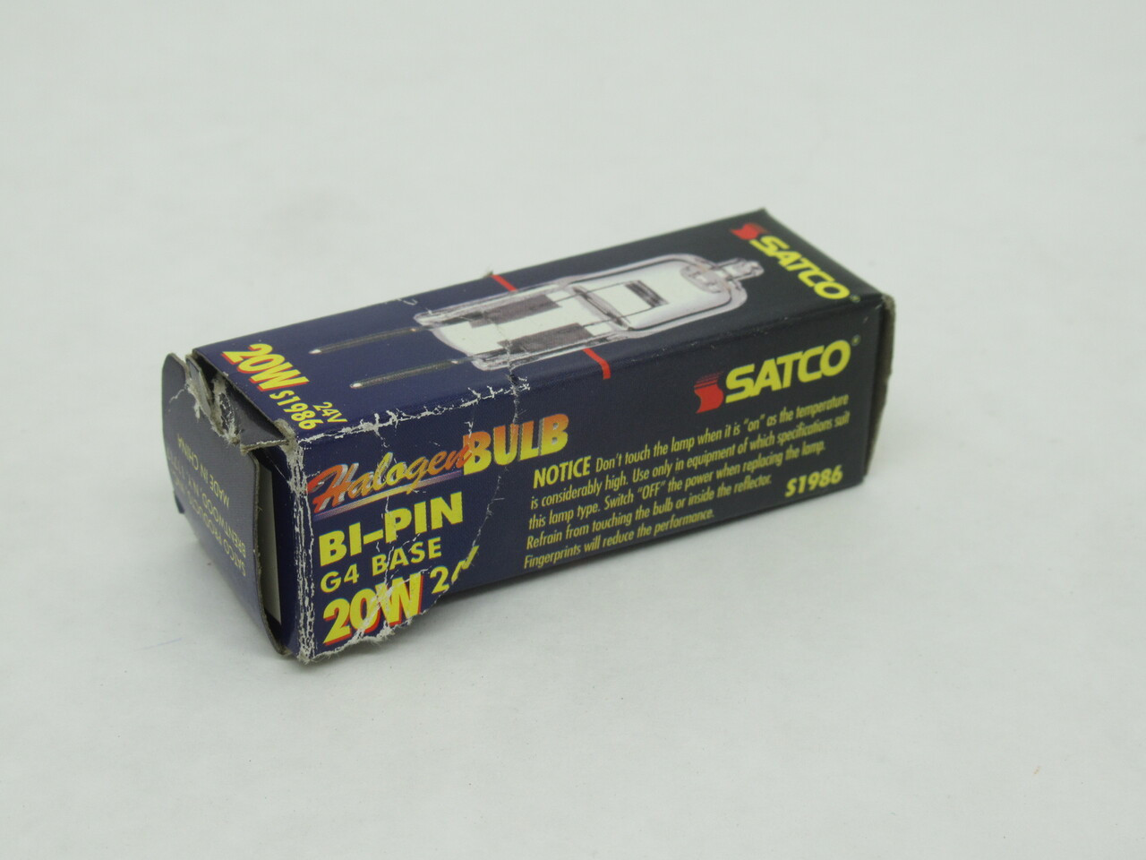 Satco S1986 Bi-Pin Halogen Bulb 24V 20W G4 BOX DAMAGE NEW