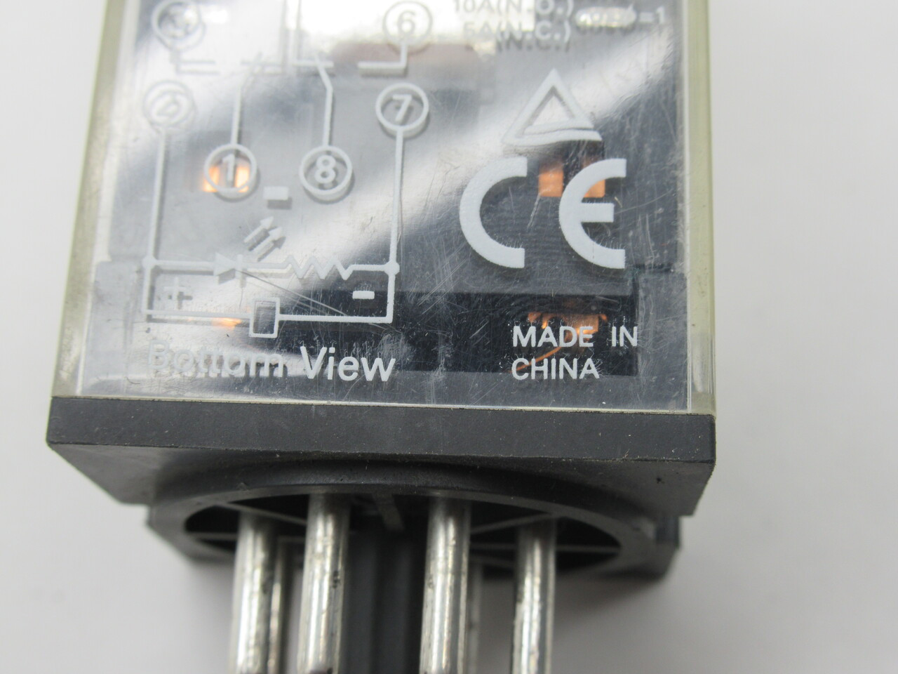 Omron MKS2PIN DC24 Plug-In Relay 24VDC 10A 8-Pin DPDT USED