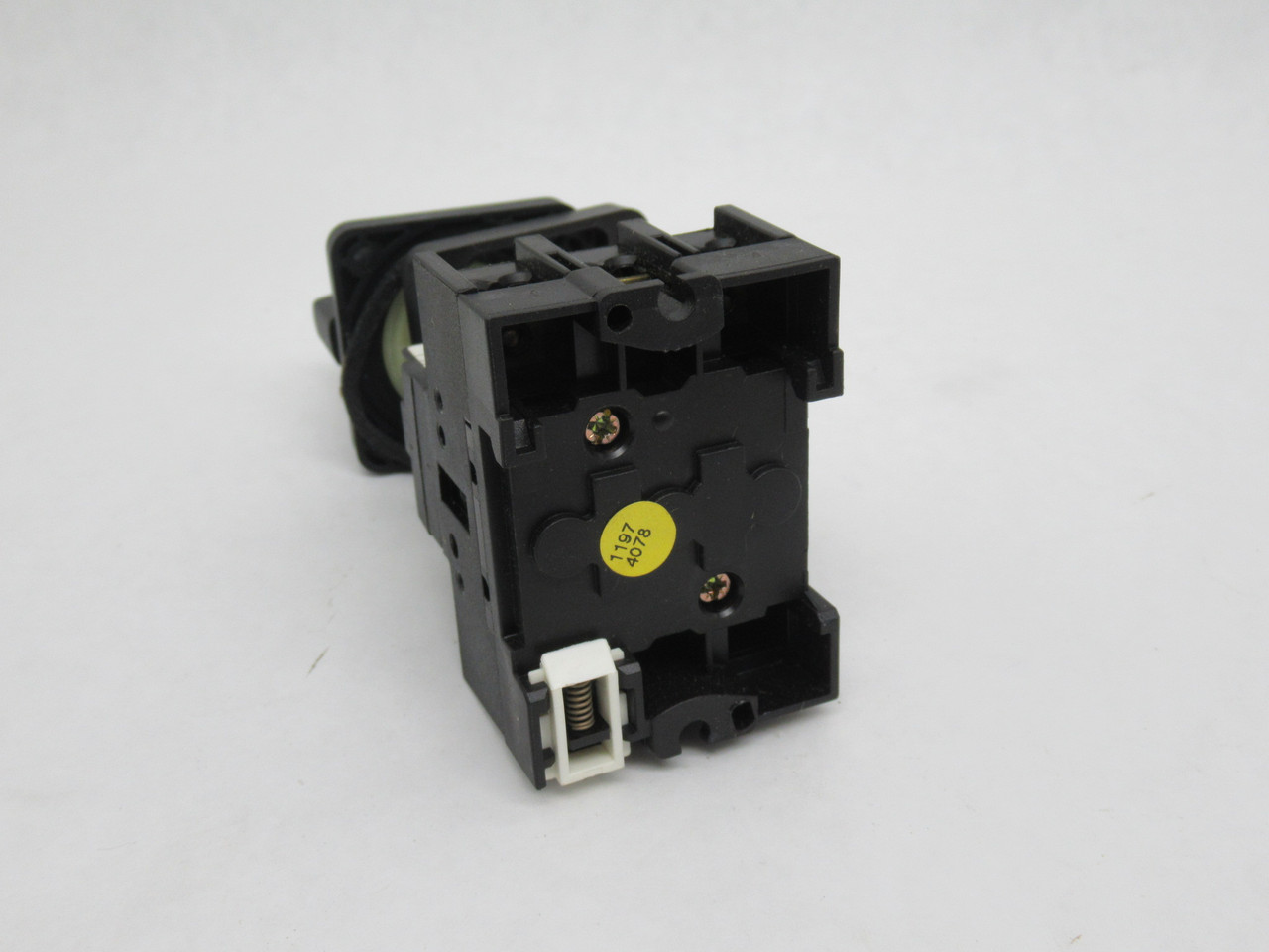 Klockner-Moeller P1-32/Z On-Off Disconnect Switch 32A 690V 3-Pole SHELF WEAR NEW