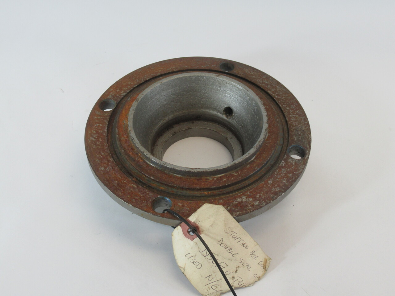 Discflo Stuffing Box Cover 7.75" OD 2.375" LTB 2.625" Bore RUST USED
