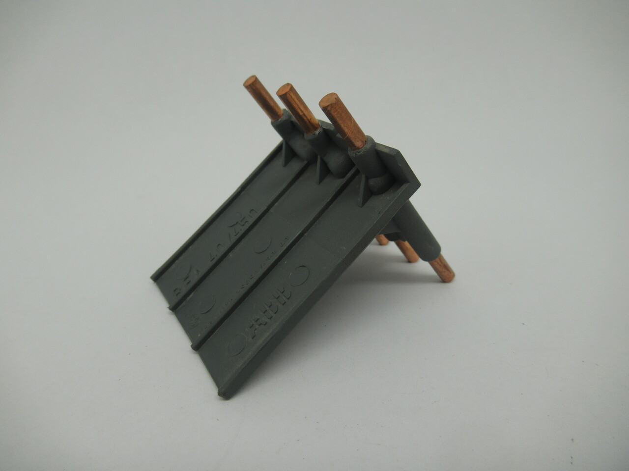 ABB BEA40/450 Close Coupling Adapter For Use With MS450/A30-40 USED