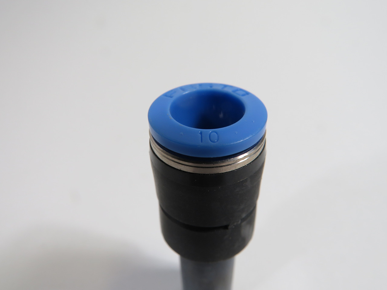 Festo 153044 QS-12H-10 Push-In Connector 10mm Tube OD ! NOP !
