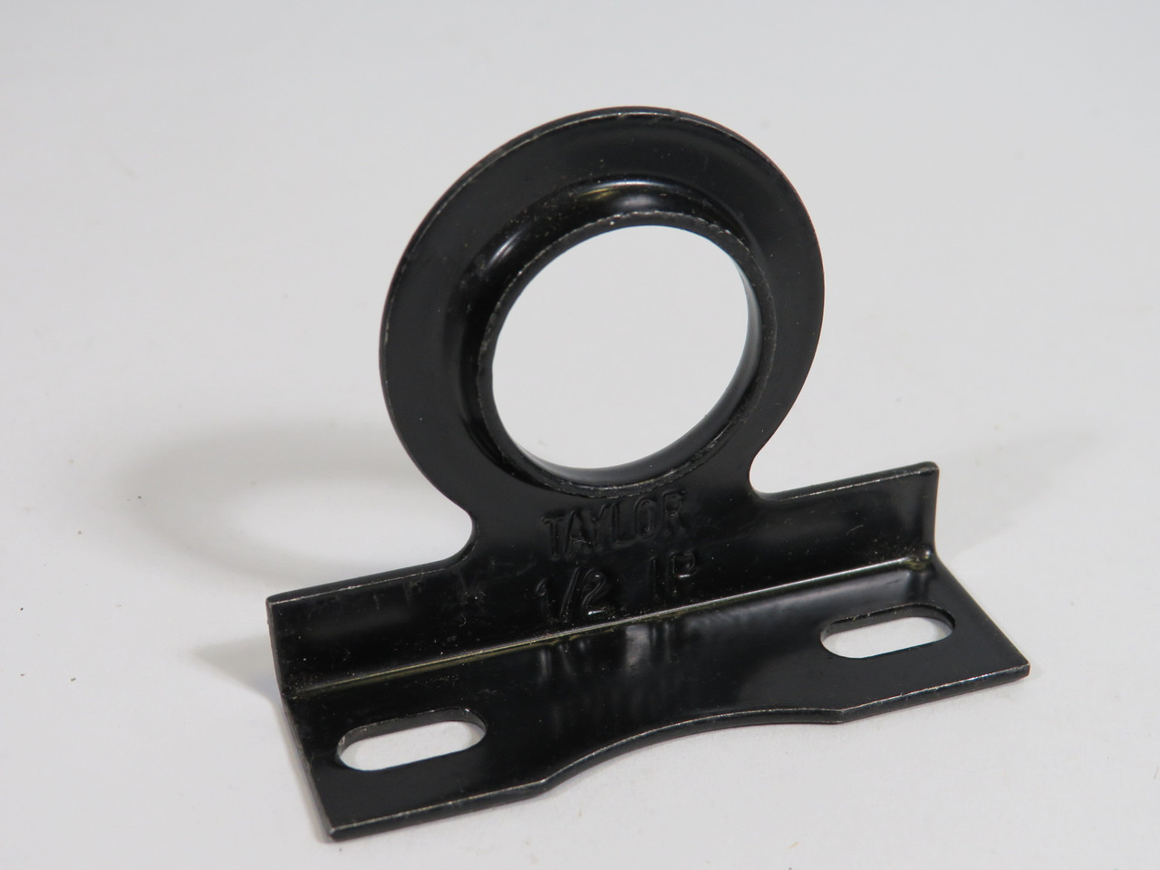 Taylor 32-01-1/2 Pipe Stay 1/2" Iron Pipe Lot of 2 USED