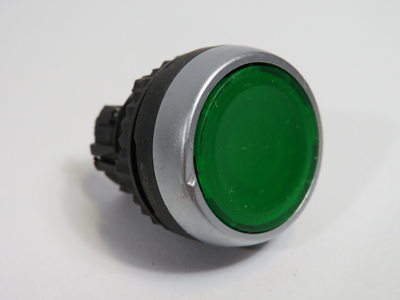 Baco L21AH20 Illuminated Push Button Head 22mm Mom. Green *Scratched* USED