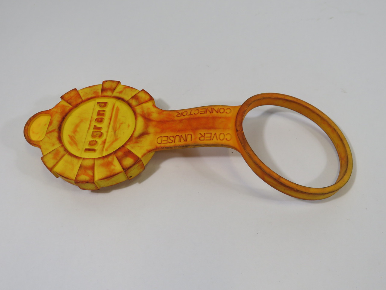 Pass & Seymour PS27WT Female Watertight Locking Connector Cap 20A USED