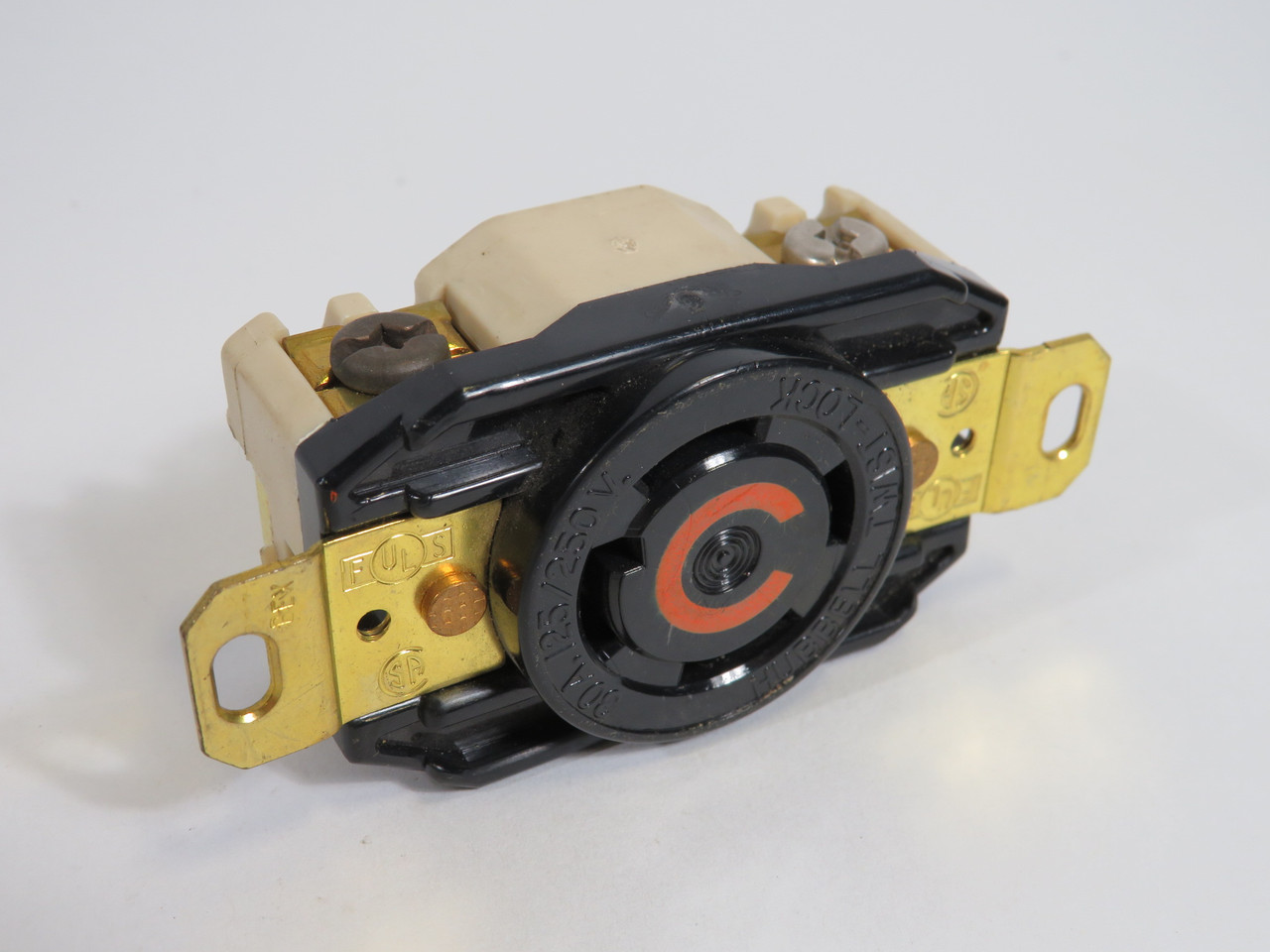 Hubbell HBL2710 Twist-Lock Receptacle 30A 125/250V 4W 3P USED