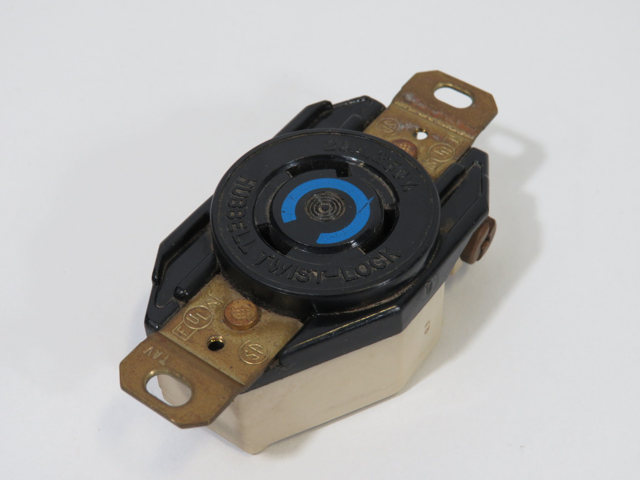 Hubbell HBL2320 Twist-Lock Receptacle 20A 250V 3W 2P SHELF WEAR USED