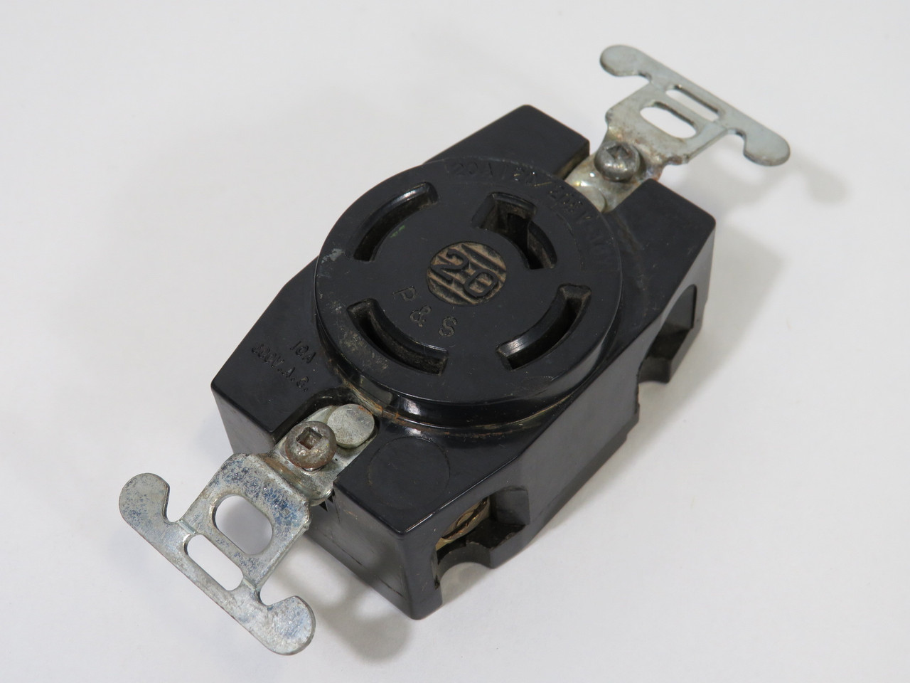 Pass & Seymour L1820R Twist-Lock Receptacle 20A 120/208V 4W 3P USED