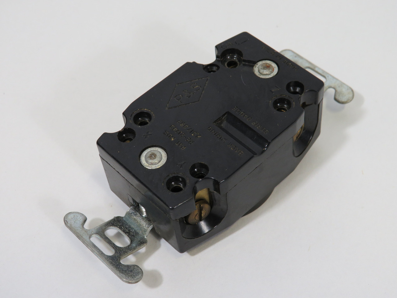 Pass & Seymour L1820R Twist-Lock Receptacle 20A 120/208V 4W 3P USED