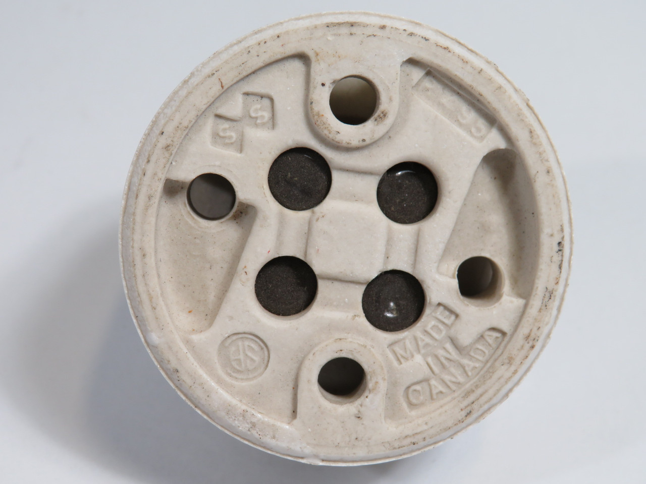 Smith & Stone R495 Porcelain Lamp Socket 250V 660W SHELF WEAR USED