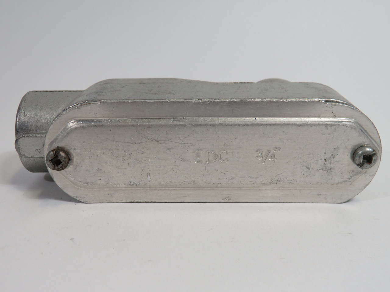 EDC LB-3/4 Threaded Conduit Body 3/4" LB w/ Cover USED