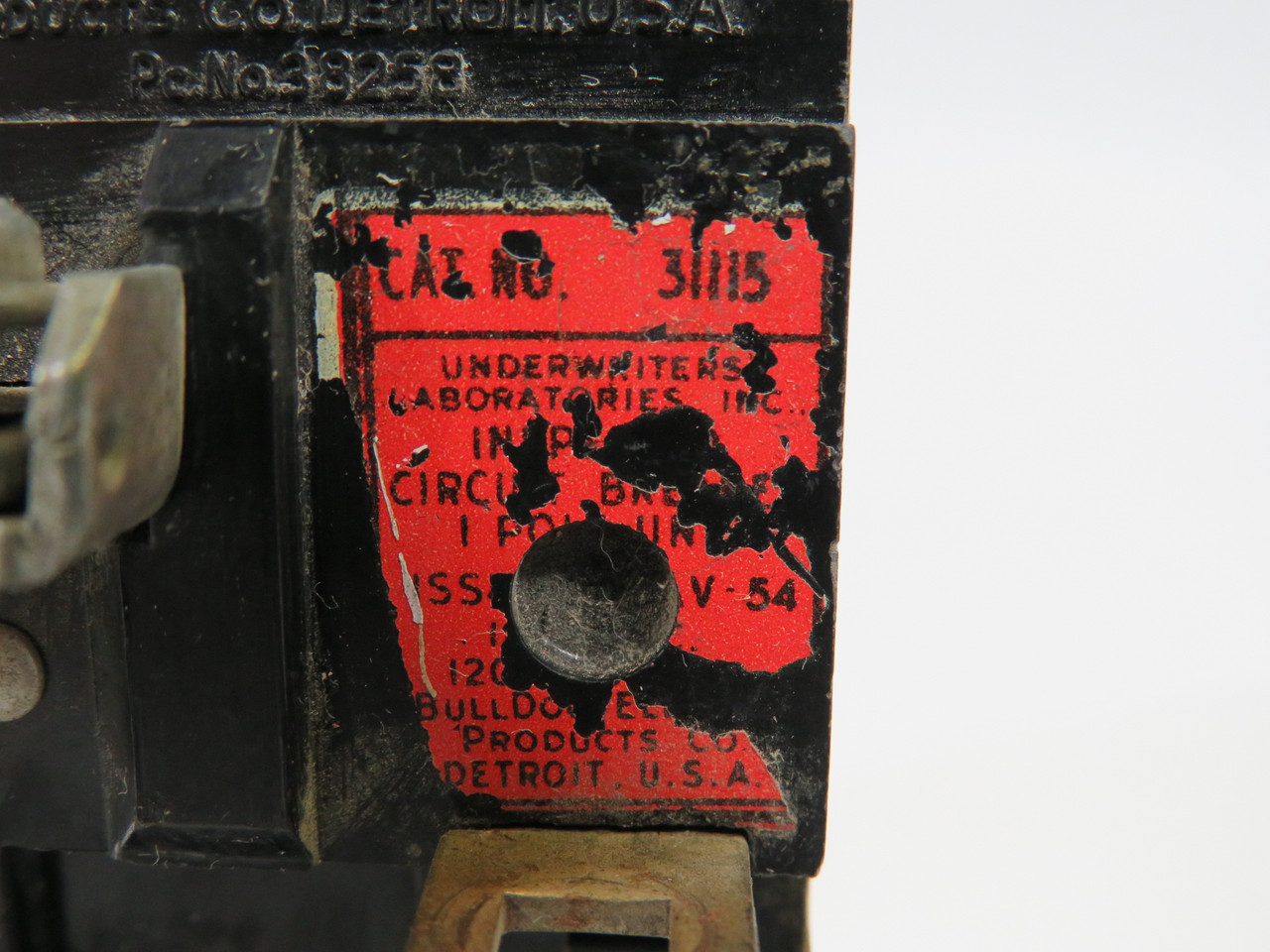 Bulldog Electric 31115 Circuit Breaker 15A 1P MISSING SCREW/SHELF WEAR USED