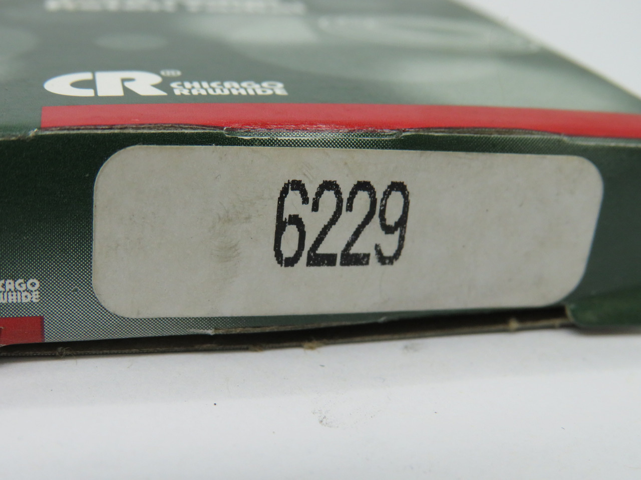 Chicago Rawhide 6229 Oil Seal 0.625" ID 1.124" OD 0.375" W ! NEW !