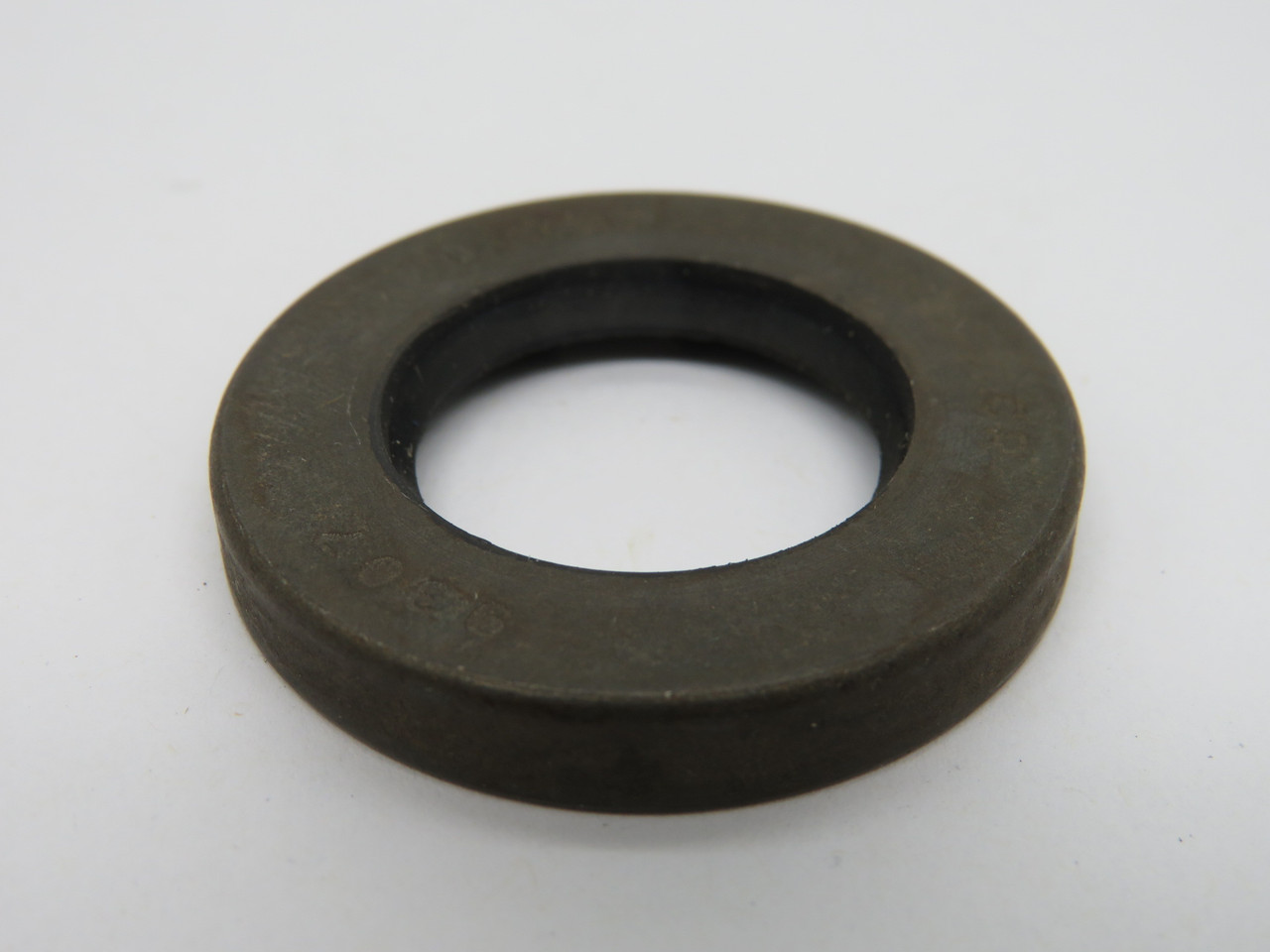 Chicago Rawhide 9307 Oil Seal 0.938" ID 1.624" OD 0.250" W ! NEW !