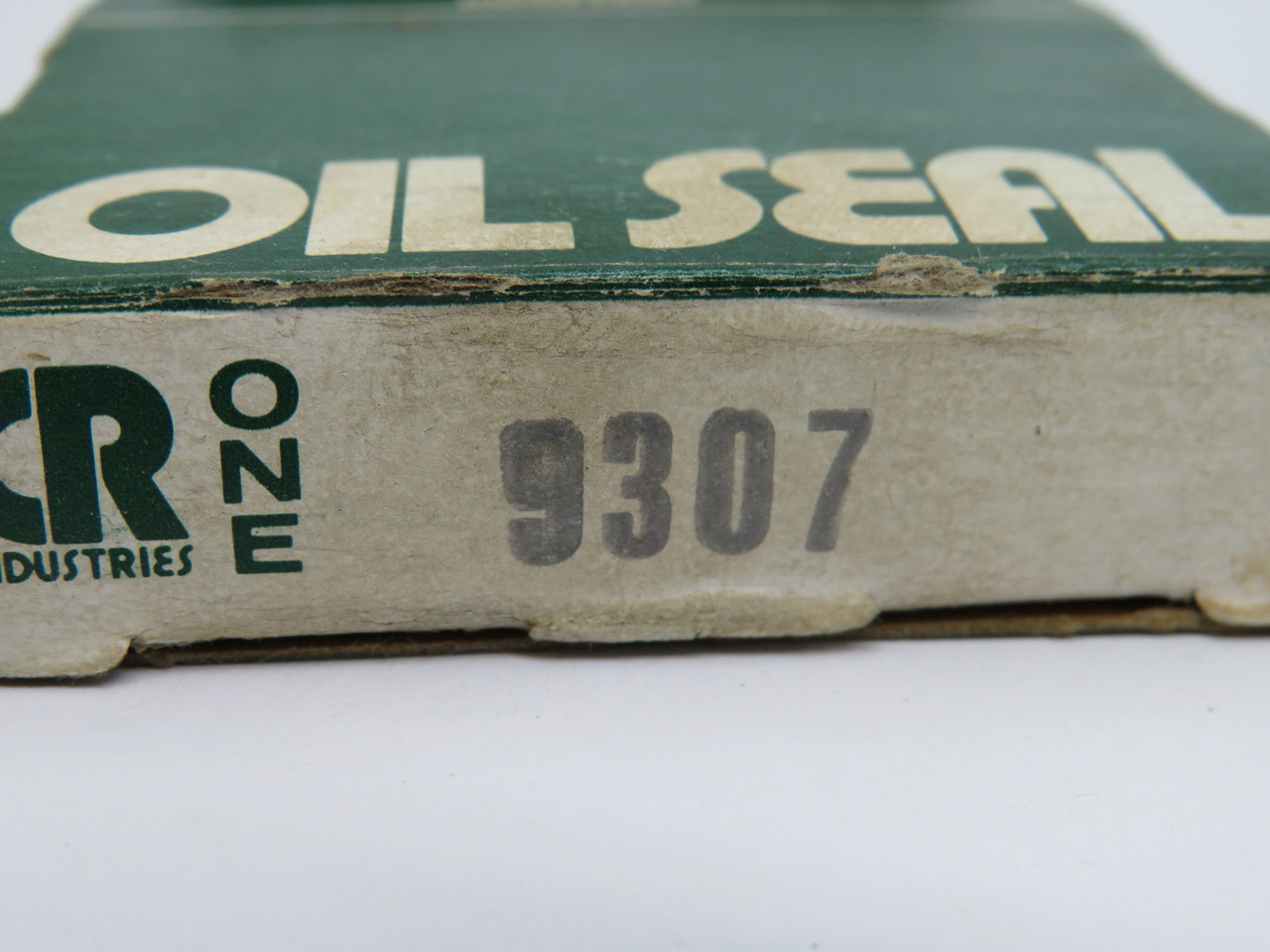 Chicago Rawhide 9307 Oil Seal 0.938" ID 1.624" OD 0.250" W ! NEW !