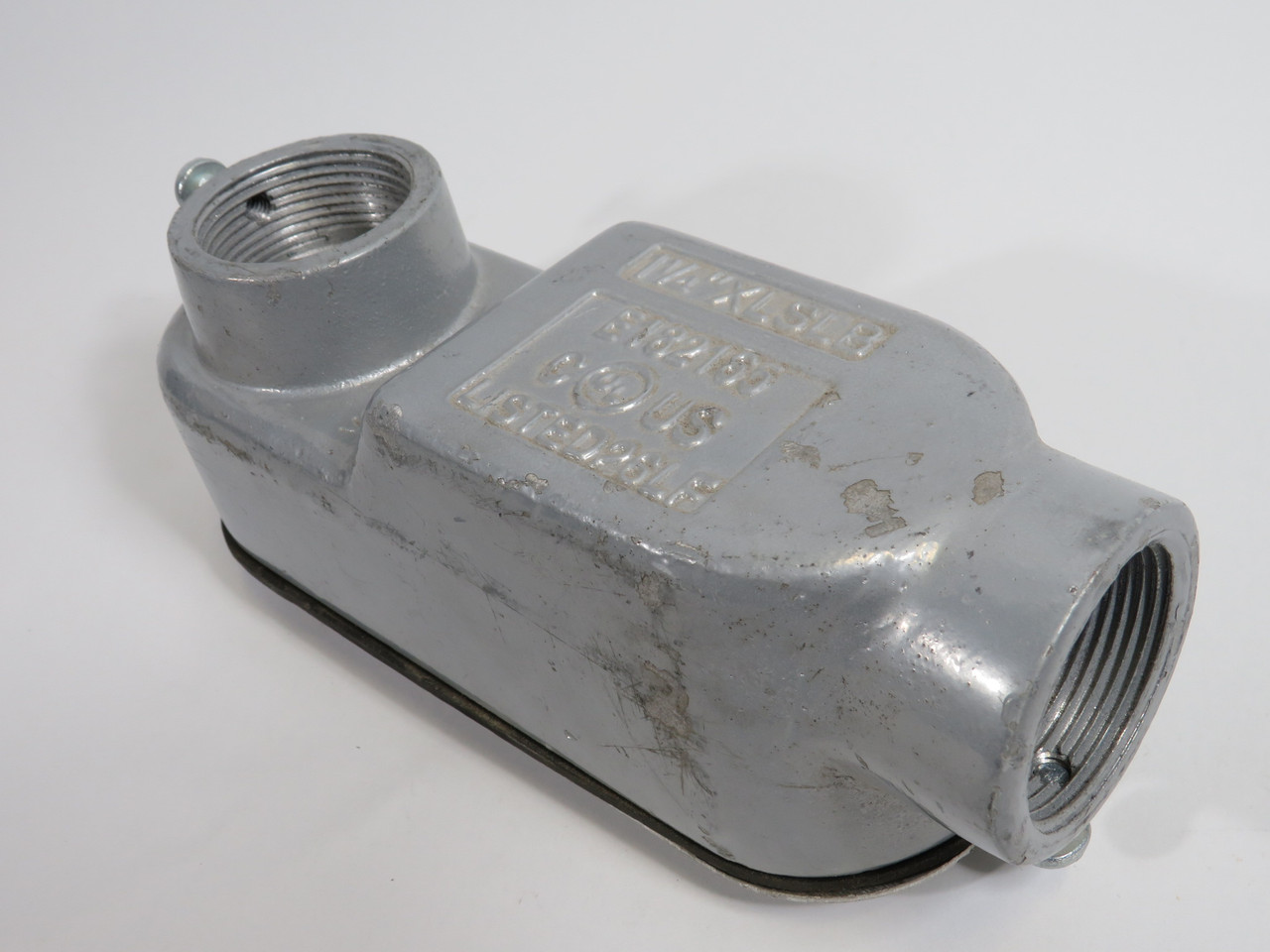 Rab XLSLB-75-CG Conduit Body 1-1/4" Set Screw/Threaded SHELF WEAR USED