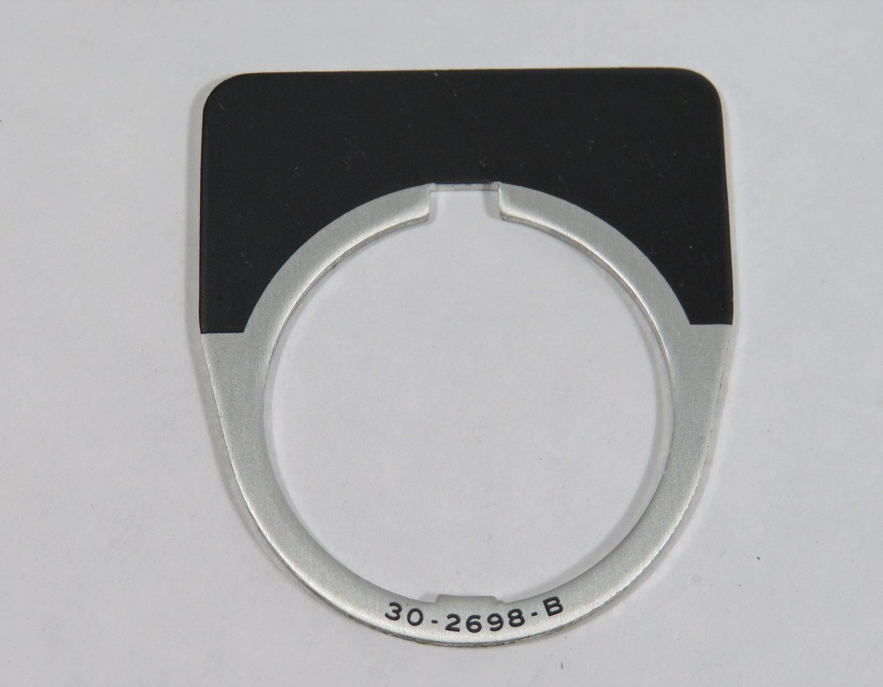 Eaton Cutler-Hammer 30-2698-B Blank Legend Plate Half-Round Black 10250TM36 USED