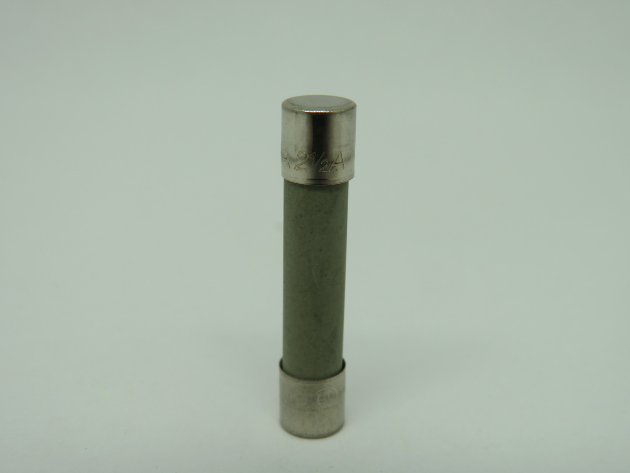 Cooper Bussmann MDA-2-1/2 Time Delay Ceramic Fuse 2-1/2A 250V 5-Pack NEW