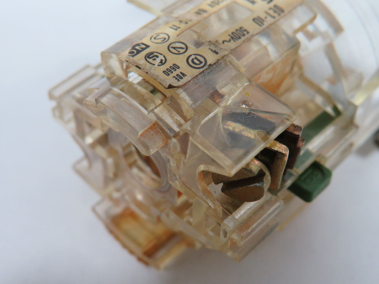 Sprecher + Schuh DE1-10 Contact Block w/Base 1NO 500V 10A SHELF WEAR USED