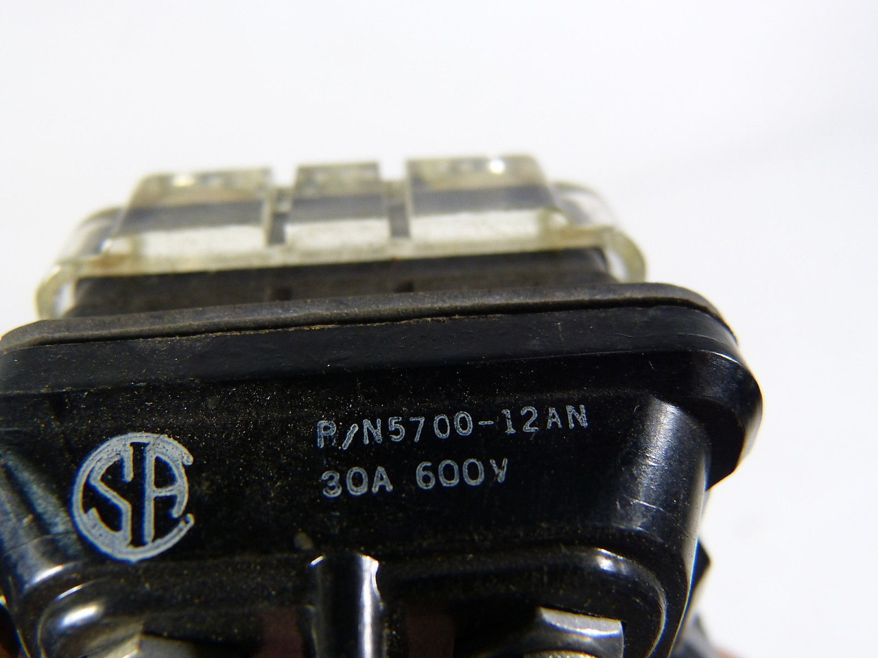 FIC Corp 5700-12AN Fuse Holder 30A 600V 2P USED