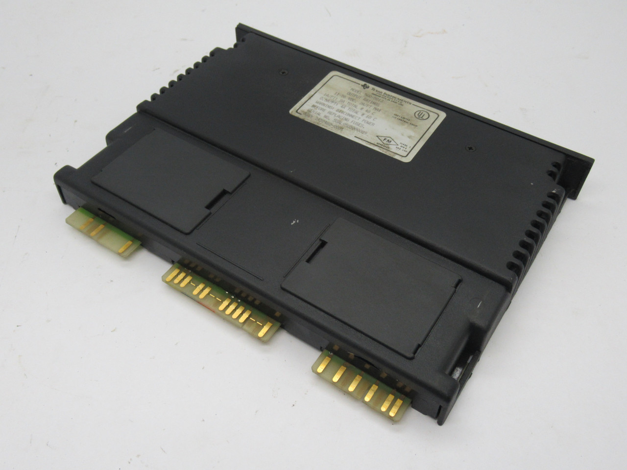Texas Instruments 500-5013 Output Module 11-56VDC 2A/PT Class.1 Div.2 USED