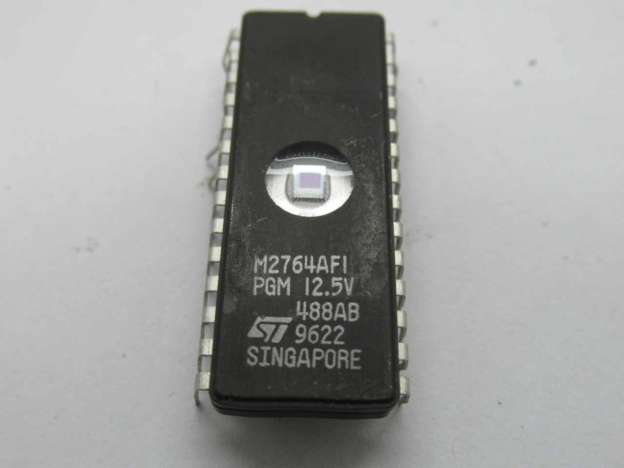 ST Microelectronics M2764AFI EPROM IC Chip 28-Pin PGM 12.5V USED