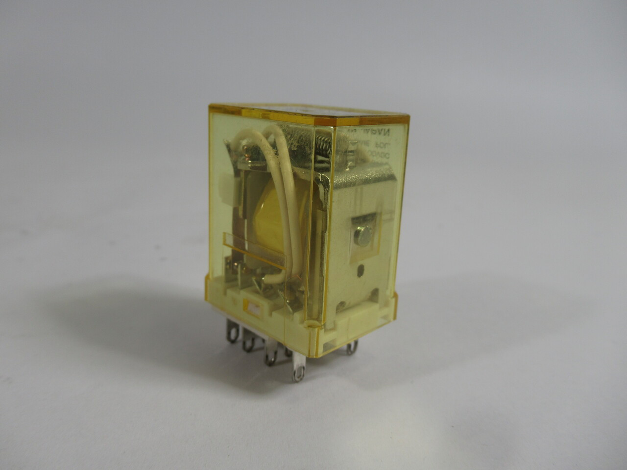 IDEC RY4S-UDC24V Relay 24VDC Coil 3A 240VAC/30VDC 14-Pin USED