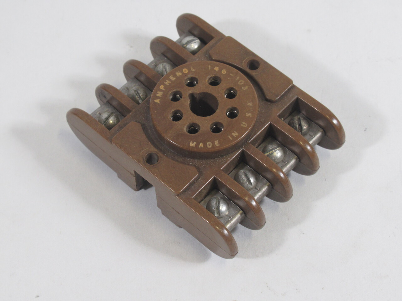 Amphenol 146-103 Relay Socket 8-Pin DIN Rail USED