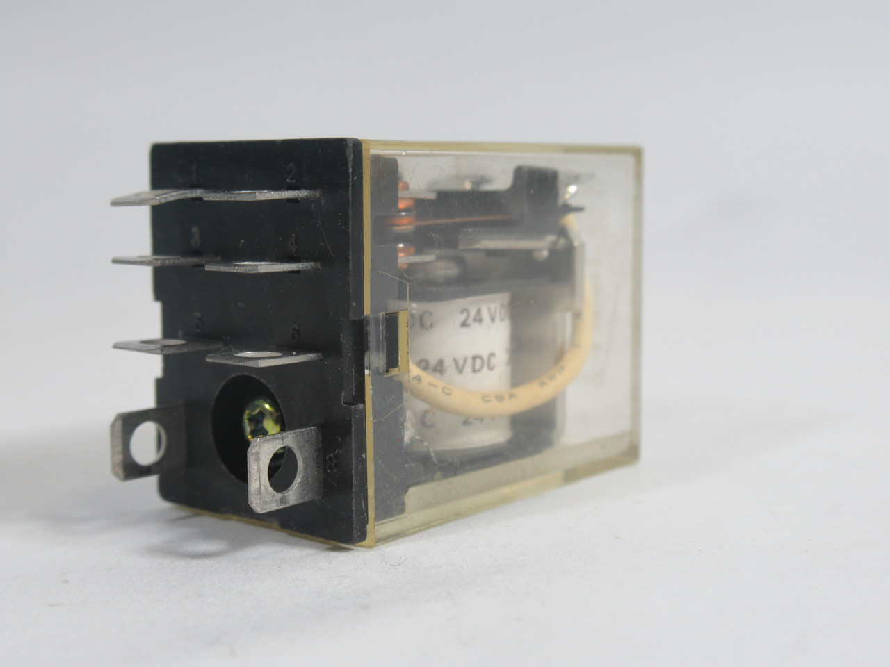 Omron LY2-DC24 Relay 24VDC 12A 8-Pin USED