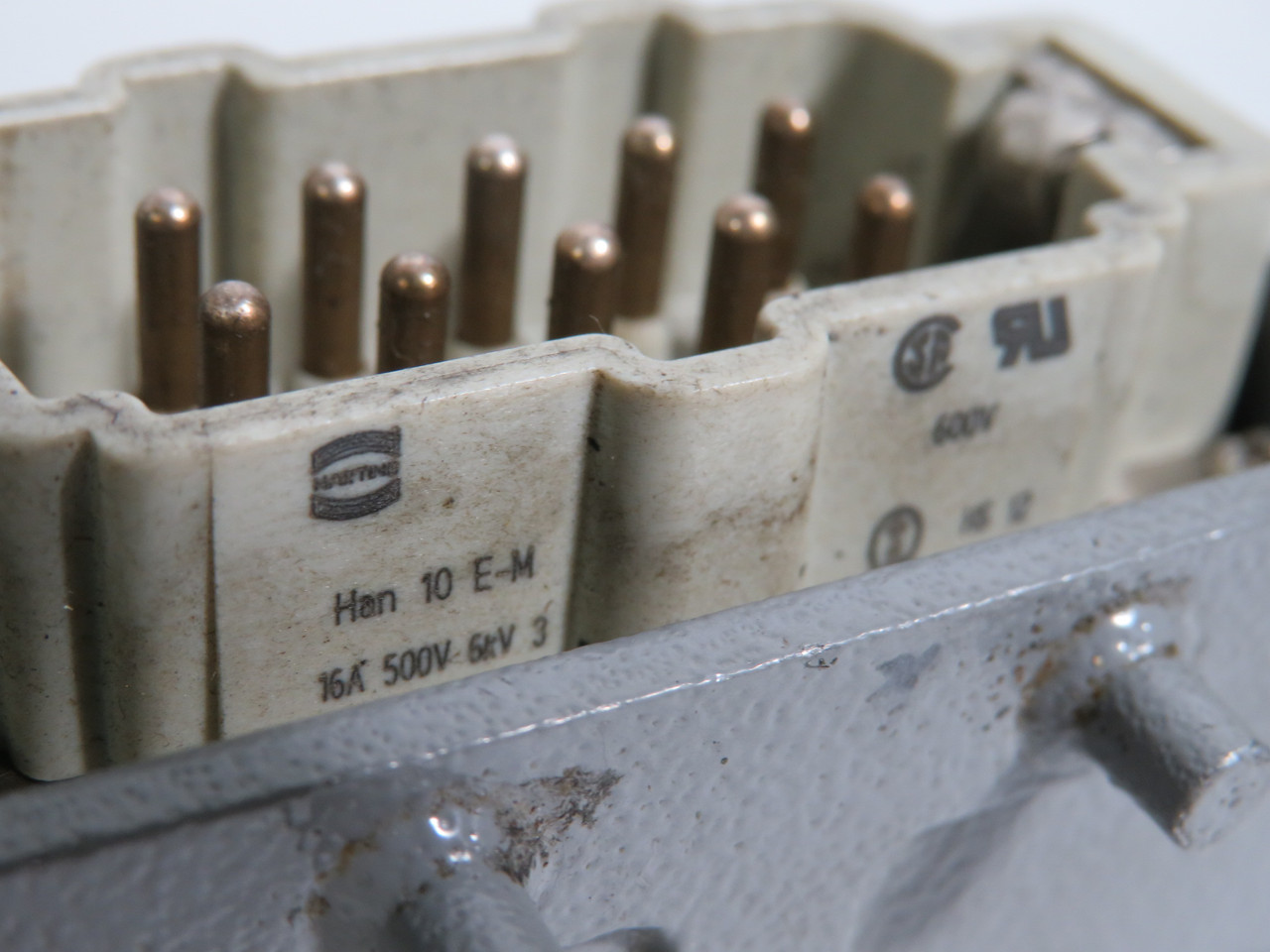 Harting HAN-10-E-M Connector 10Pin Male 16A 500V W/ Housing USED