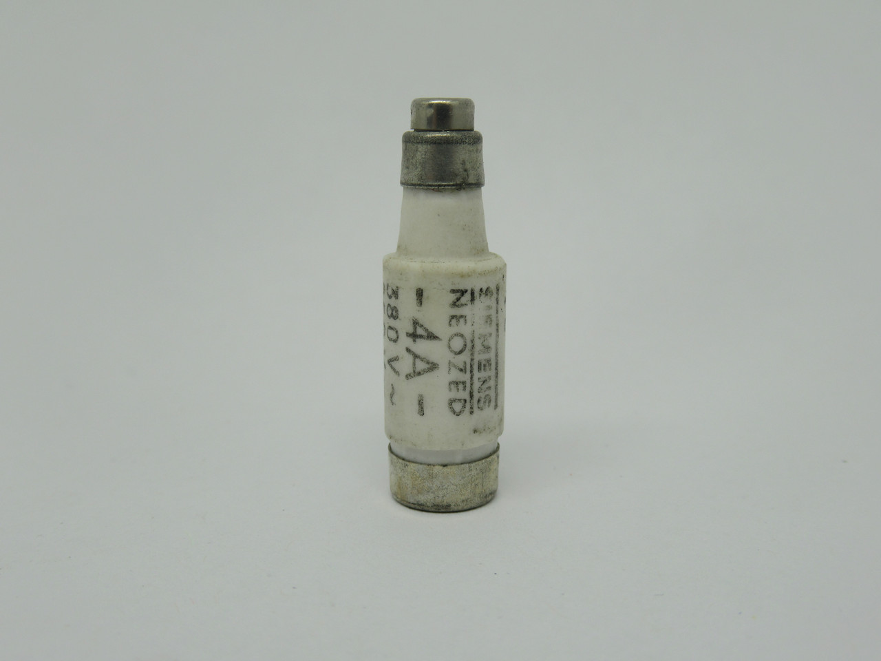 Siemens NEOZED-4A Neozed Fuse Link 4A 380VAC 250VDC USED