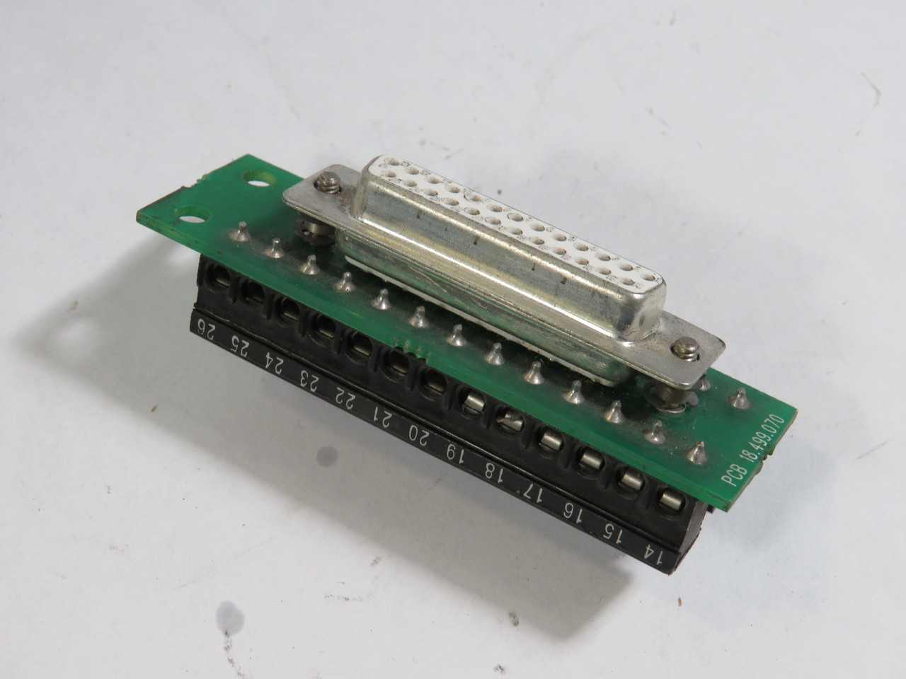 Weco 18.499.061 26 Position Connector Board W/ 25 Pin Connector On Back USED