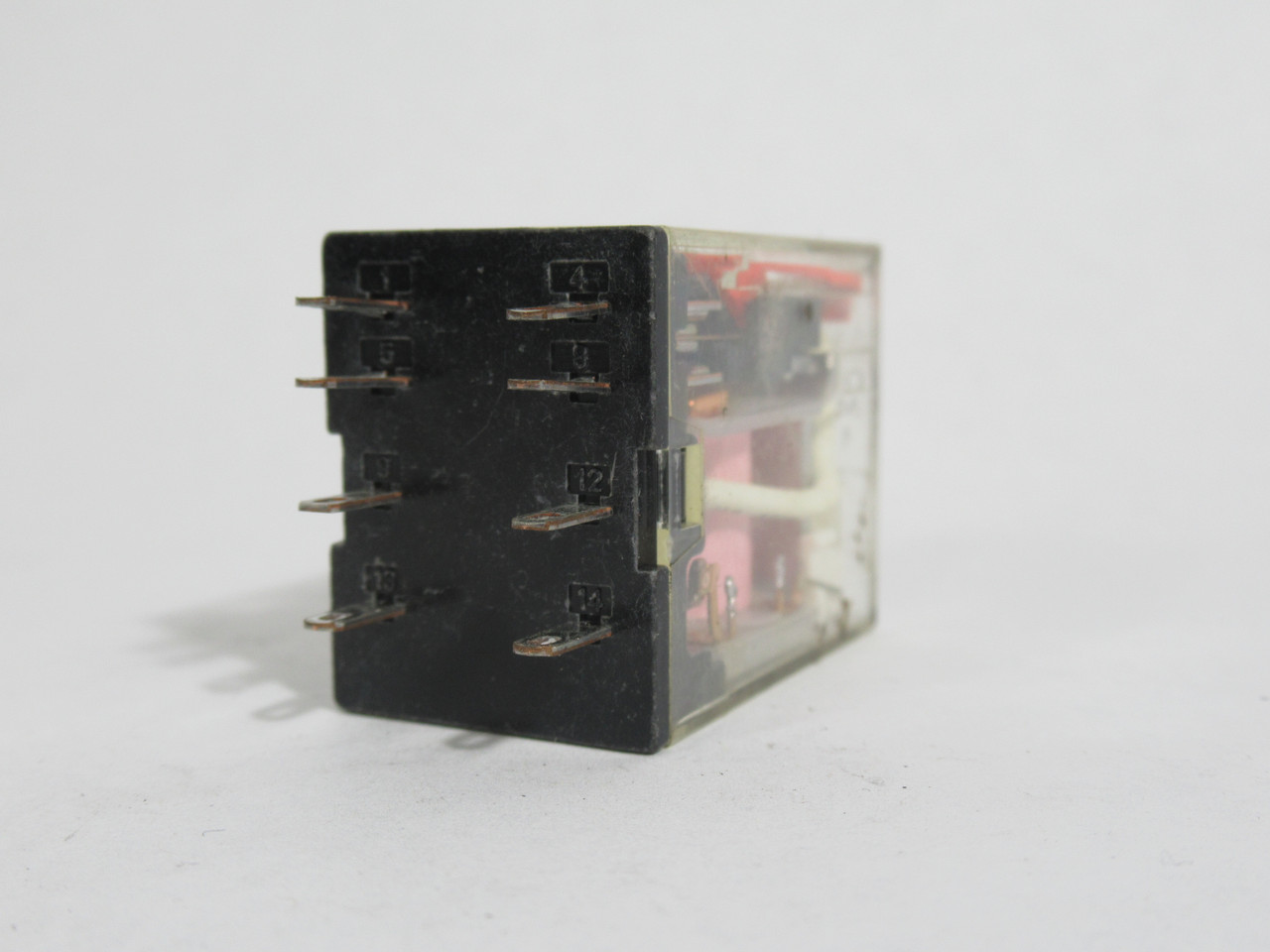 Omron MY2N-110/120AC-S Ice Cube Relay 110/120VAC New Style USED