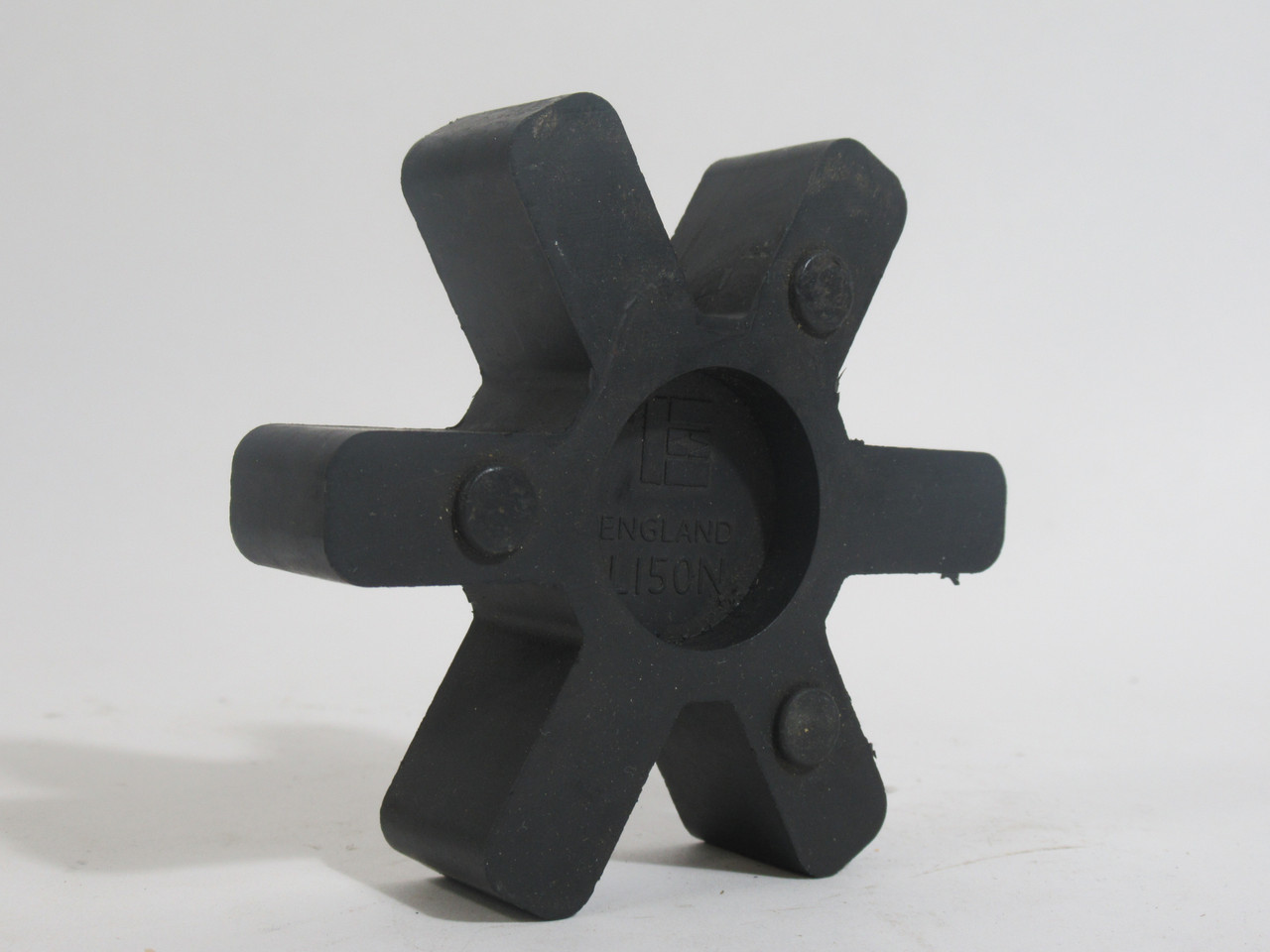 New England L150N Spider Coupling Insert 6 Teeth 3-1/4"OD 7/8"Thick USED