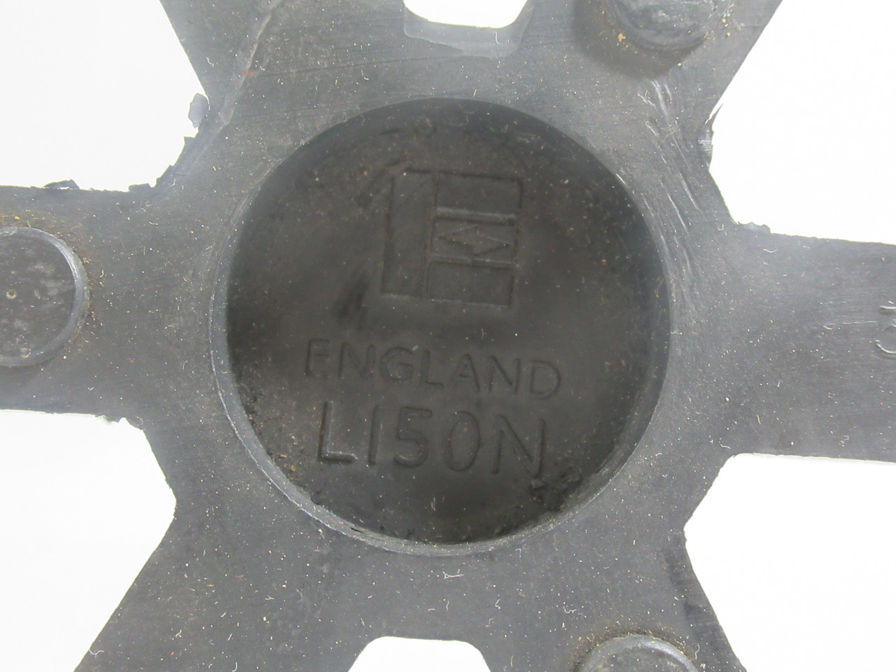 New England L150N Spider Coupling Insert 6 Teeth 3-1/4"OD 7/8"Thick USED