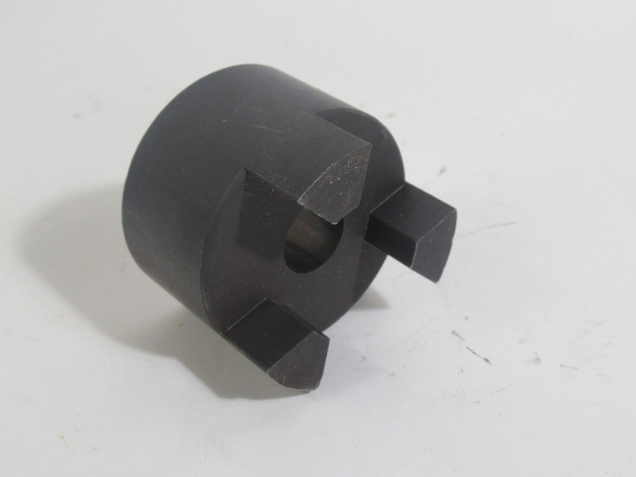 Generic L100-3/4 Jaw Coupling Hub 3/4"Bore 2-17/32"OD 1-3/8"LTB USED