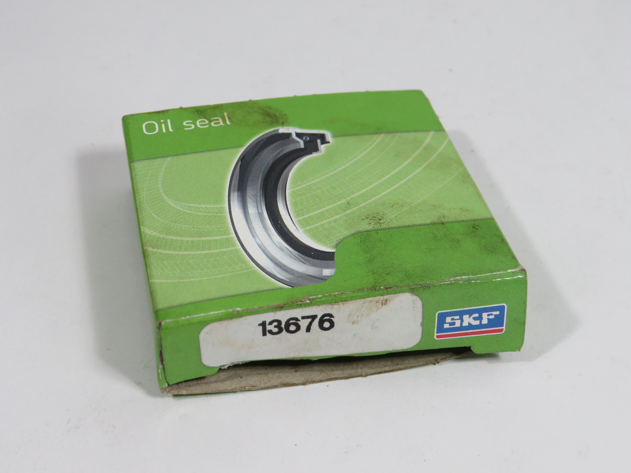 SKF Chicago Rawhide 13676 Oil Seal 1.375" ID 2.25" OD 0.313" W BOX DAMAGE NEW