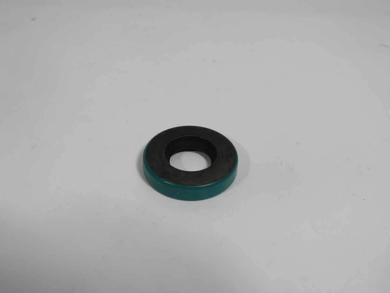 Chicago Rawhide 6315 Oil Seal 0.625" ID 1.250" OD 0.250" W SHELF WEAR NEW