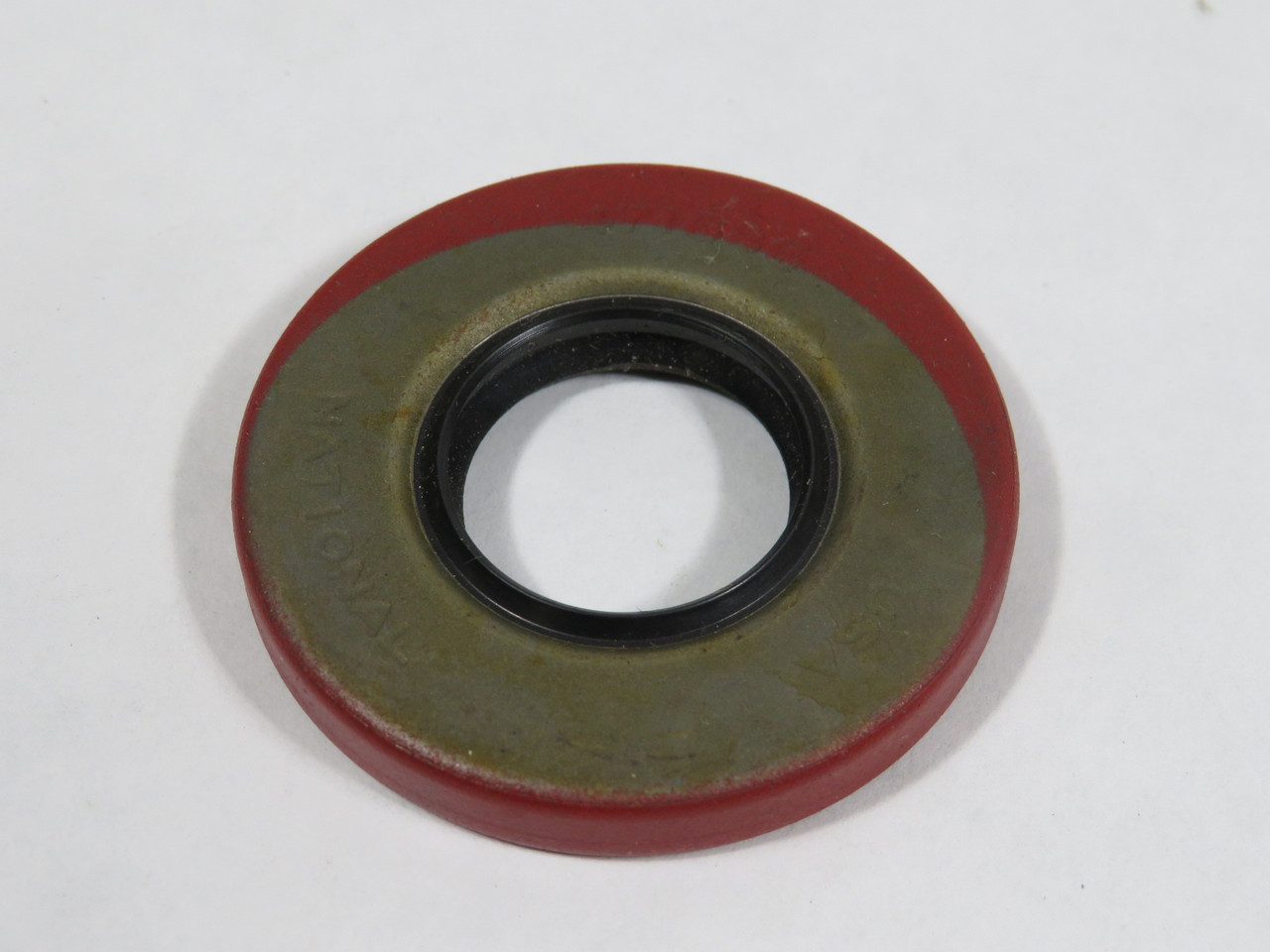 National 471686 Oil Seal 1.752" OD 13/16" ID 1/4" W SHELF WEAR NOP