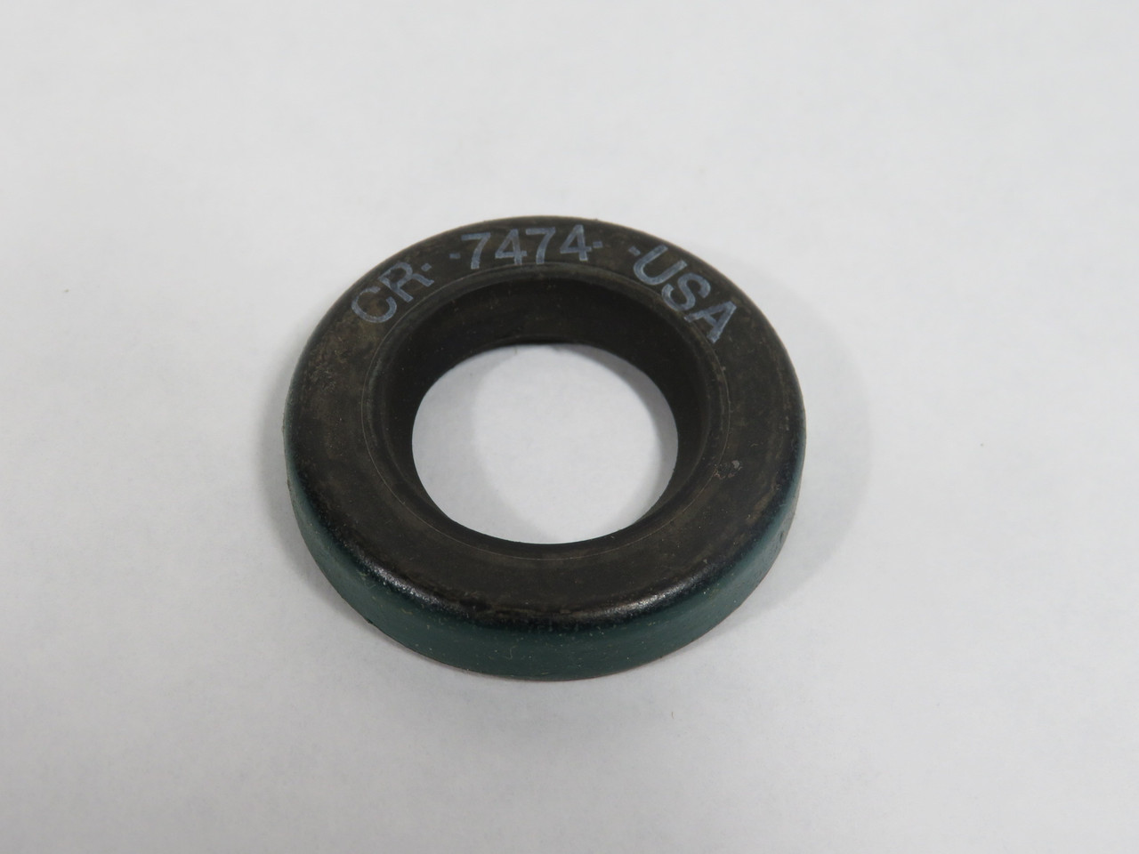 Chicago Rawhide 7474 Oil Seal 0.75" ID 1.312" OD 0.25" W SHELF WEAR NOP