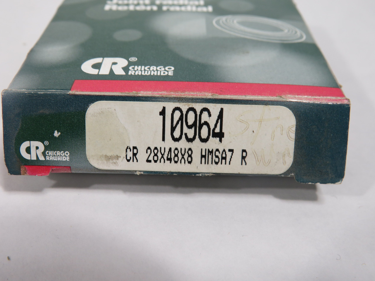 Chicago Rawhide 10964 Nitrile Oil Seal 28mm ID 48mm OD 8mm W KOK NEW