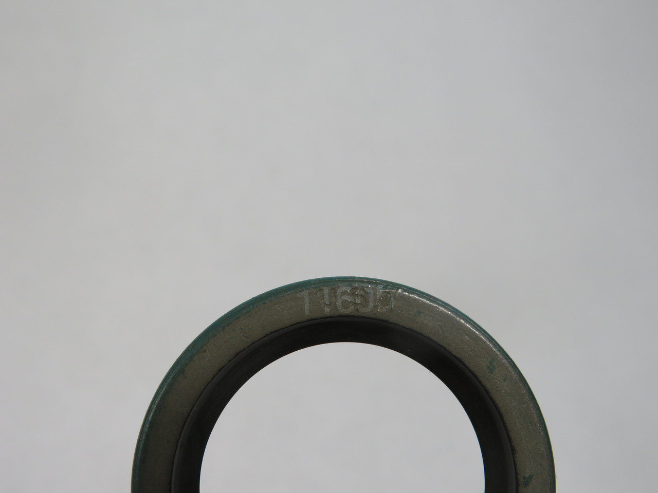 Chicago Rawhide 11605 Oil Seal 30mm ID 40mm OD 7mm W NEW