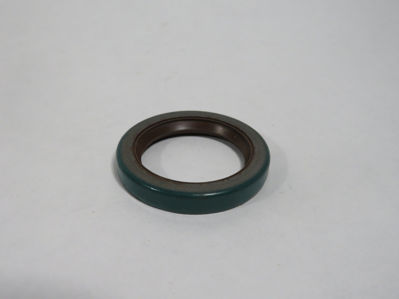 Chicago Rawhide 12337 Oil Seal 1.25" ID 1.687" OD 0.25" W BOX WEAR NEW