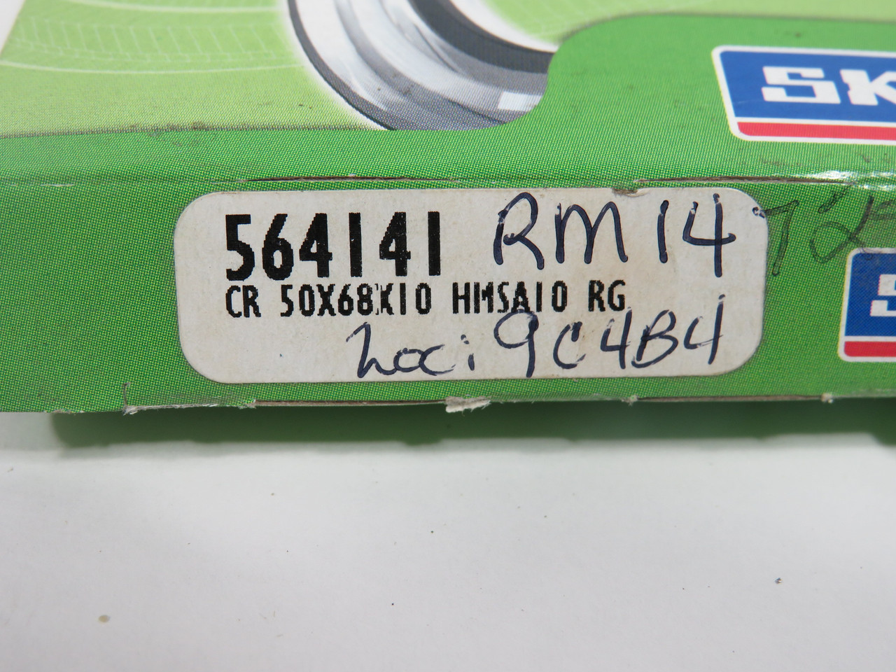 SKF 564141 Nitrile Oil Seal 50mm ID 68mm OD 10mm W BOX DAMAGE NEW