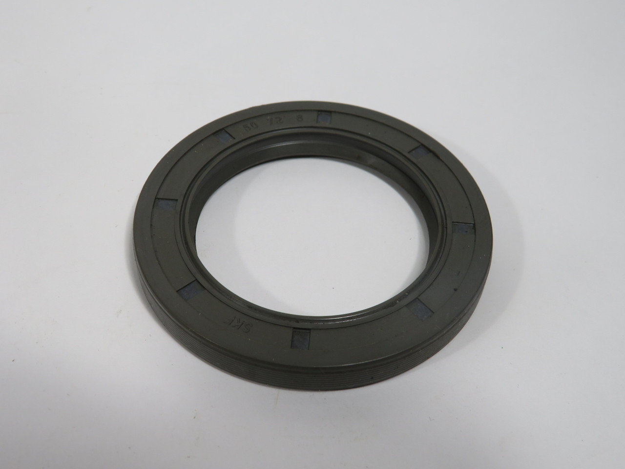 SKF 692541 Nitrile Oil Seal 50mm ID 72mm OD 8mm W SHELF WEAR NEW