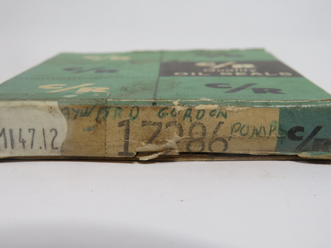 Chicago Rawhide 17286 Oil Seal 1.7720" ID 2.416" OD 0.375" ID SHELF WEAR NEW