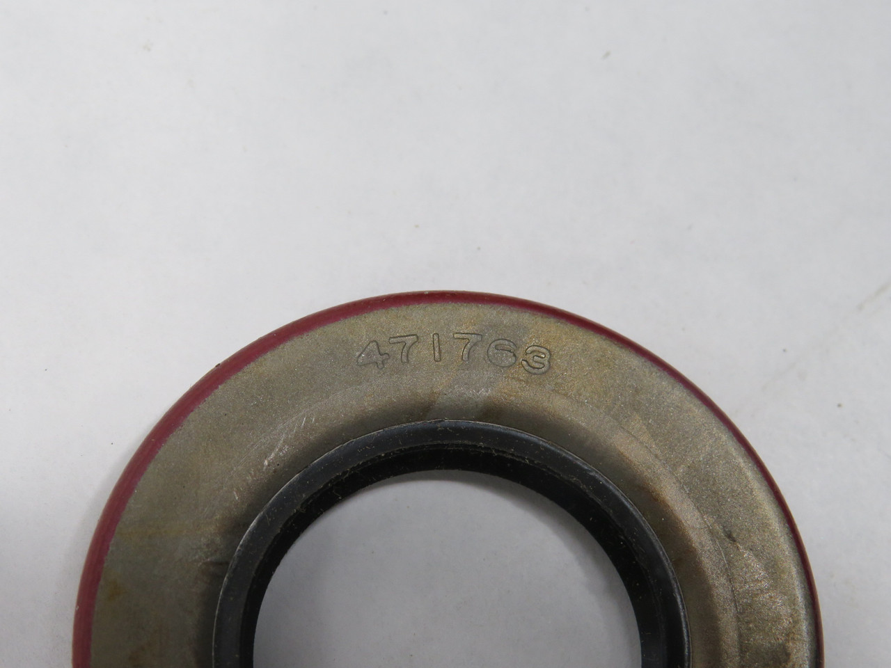 National Federal Mogul 471763 Oil Seal 2.000"OD 1.125"ID 0.250"W SHELF WEAR NEW