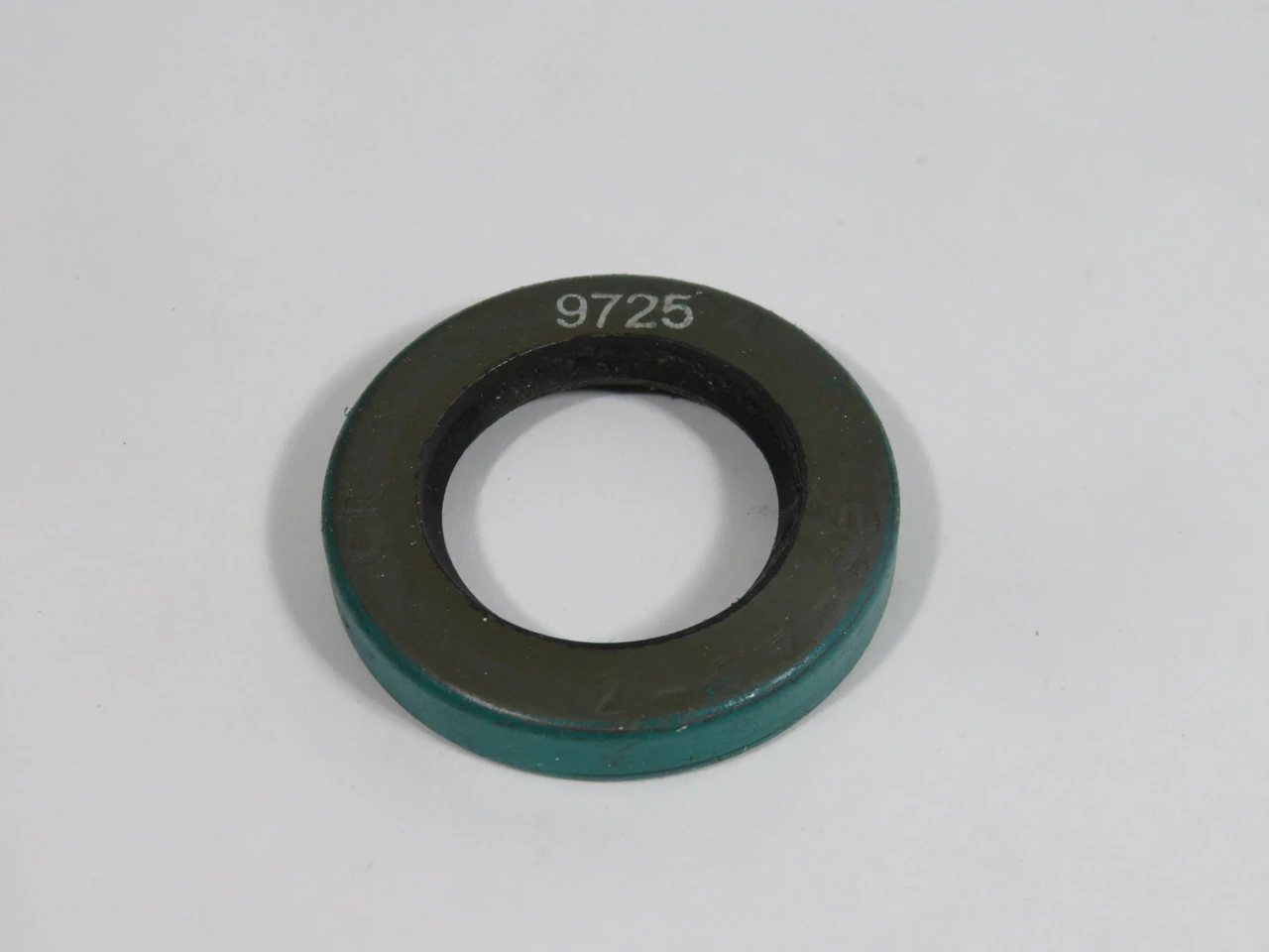 SKF 9725 Oil Seal 25mm ID 40mm OD 7mm W BOX DAMAGE NEW